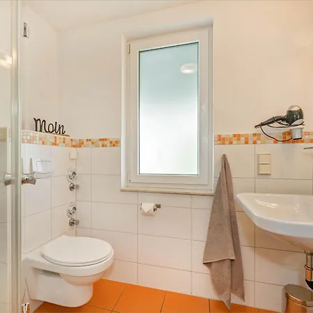 Haus Ostseekristall Smaragd Apartment *